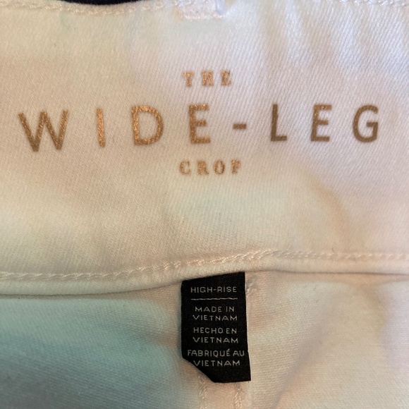 LAST CHANCE! White House Black Market White Wide-Leg Jeans - Picture 6 of 9